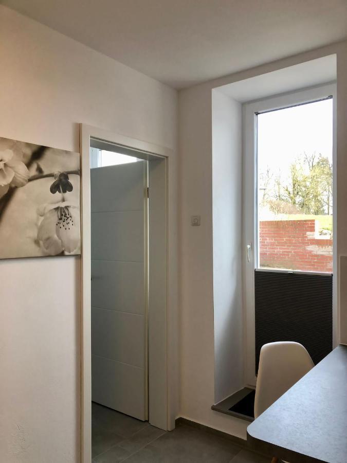 Erdgeschoss-Appartement Mit Seeterasse Ahrensbok Zewnętrze zdjęcie