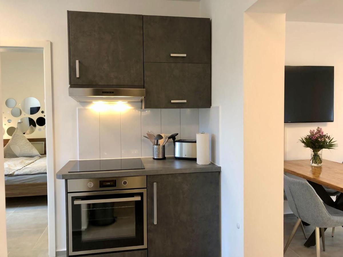 Erdgeschoss-Appartement Mit Seeterasse Ahrensbok Zewnętrze zdjęcie
